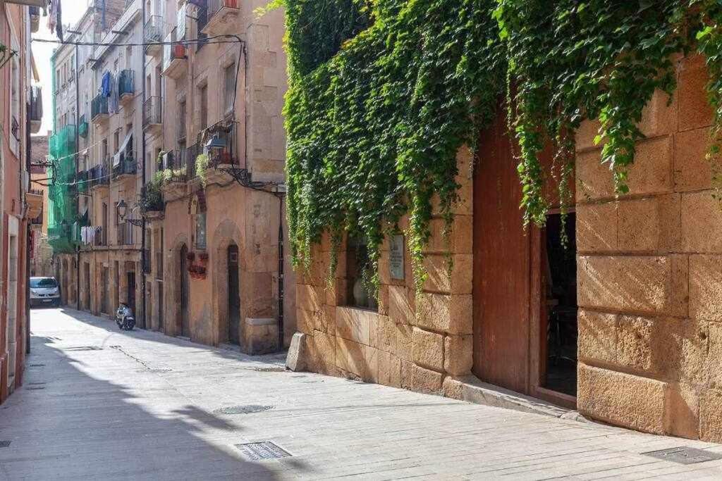 Apartament De La Susanna Old Town Mezzanine Tarragona Eksteriør billede